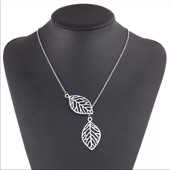 3/$30 SILVER DOUBLE LEAFS NECKLACE CHAIN - Picture 2 of 5